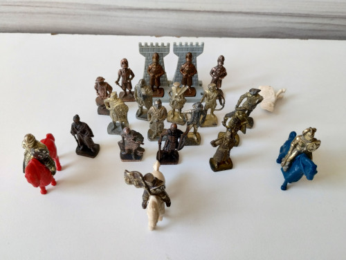 Soldados de metal Kinder Ovo Vários soldados de metal # - Produto Original