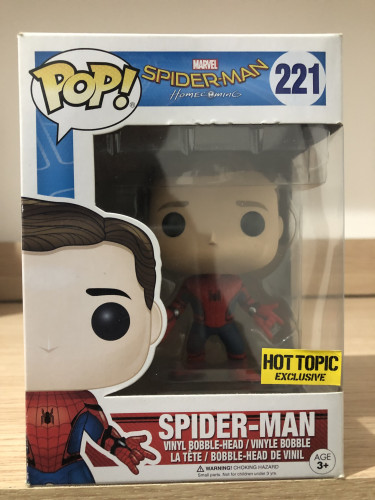 Funko Pop Spider-Man Homem-Aranha Hot Topic-Marvel Spider-Man Homecoming-221