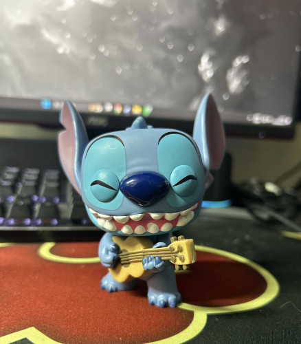 Funko Pop Stitch With Ukulele #1044 (loose) - Lilo E Stitch - #1044