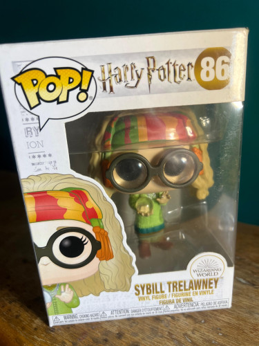 Funko Pop Sybill Trelawney Harry Potter #86 - Produto Original