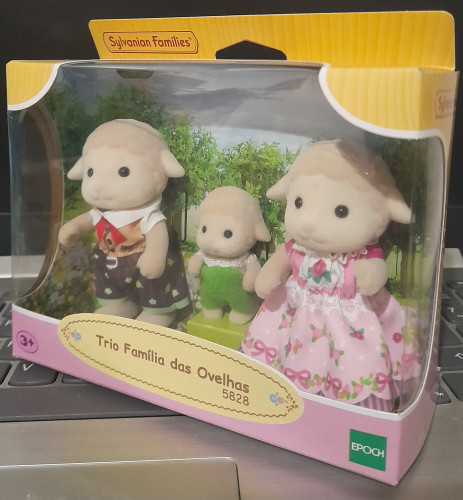 Action Figures Sylvanian families trio família das ovelhas Sylvanian Families # - Produto Original