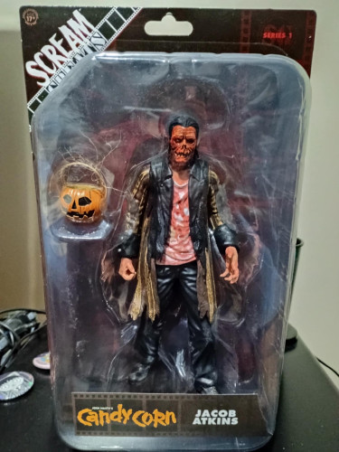 Trick Or Treat Studios Candy Corn Scream Greats Jacob Atkins Figure - Movies Candy Corn - #