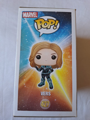 Funko Pop Vers - Captain Marvel - #427
