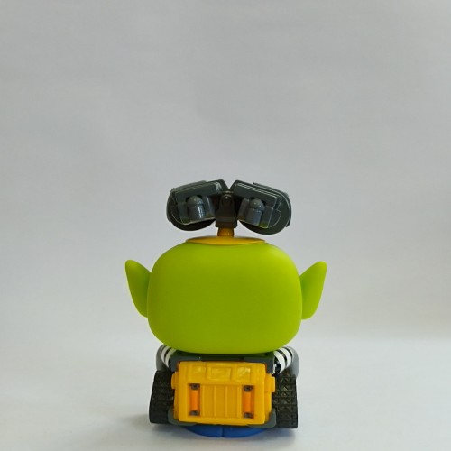 Funko Pop - Homenzinho Verde Wall-e Remix - Little Green Men Wall-e Remix - Disney Pixar Alien Remix - #760