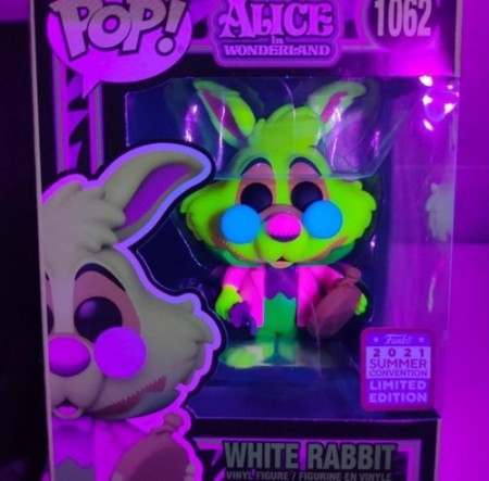 Funko Pop White Rabbit Blacklight - Alice No País Das Maravilhas - #1062