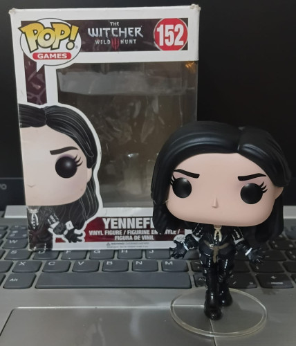 Funko Pop Yennefer The Witcher #152 - Produto Original