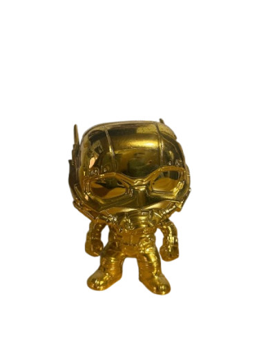 Funko Pop Ant-Man Gold Chrome 384 Marvel Studios 10-Marvel-384