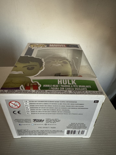 Funko Pop Hulk - Marvel Studios - #398