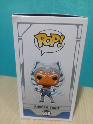 Funko POP! Star Wars: Ahsoka Tano EXCLUSIVO TARGET 658 - Star Wars The Mandalorian - #658