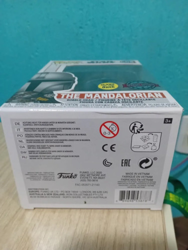 Funko Pop! Star Wars The Mandalorian 408 GLOW SPECIAL EDITION, - Star Wars - #408